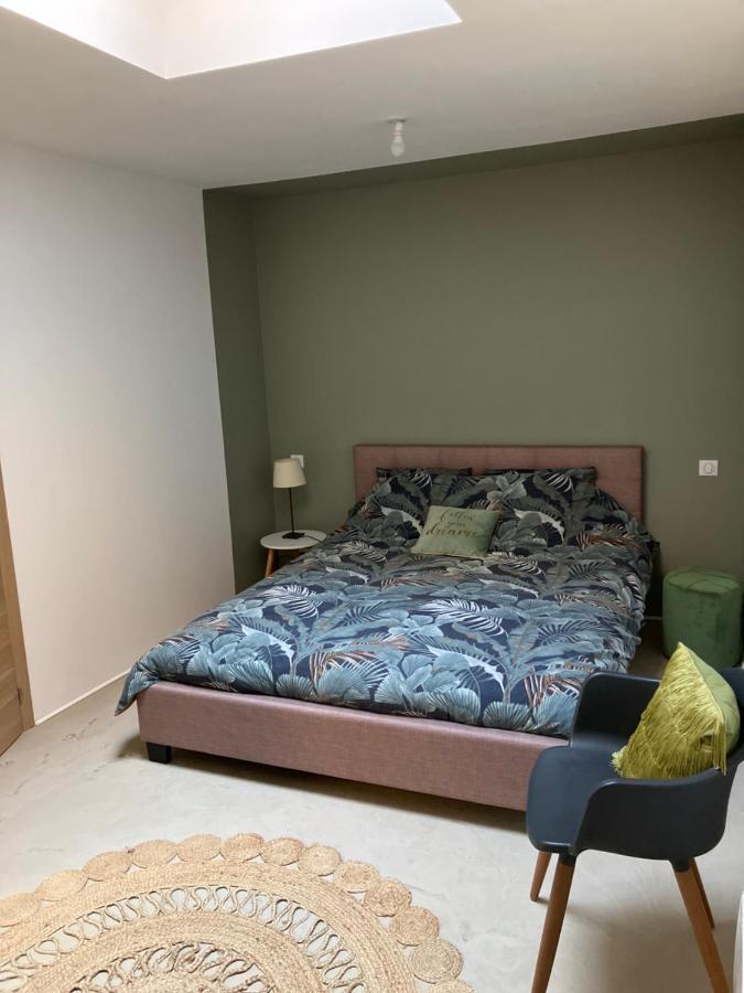 Chambre Avec Petit-Dejeuner En Provence Luberon La Tour-dʼAigues Exteriör bild